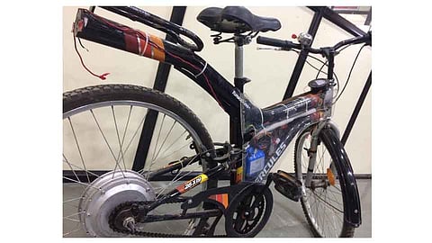 #NationalYouthDay सांगलीच्या विद्यार्थ्यांनी तयार केलेली हायब्रीड सायकल बाजारपेठेच्या उंबरठ्यावर