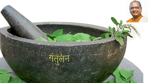 आरोग्यसल्ला देणारा ‘फॅमिली डॉक्टर’