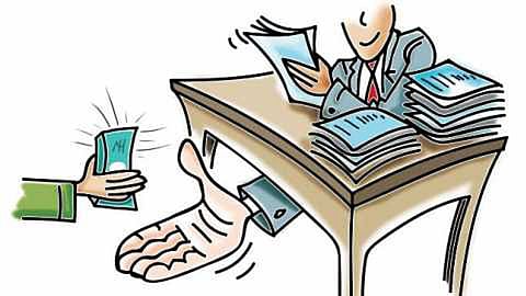 आरर...महसूल, पाेलिसांचा असाही विक्रम