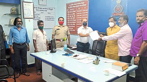 Dashavtar Lokkala Driver Owners Association Demand of Relax Conditions Of Passing Vehicles