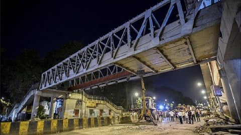 हिमालय पुलाच्या पुनर्बाधणीसाठी BMC च्या निविदा! नवीन पूल स्टीलचा बनवणार