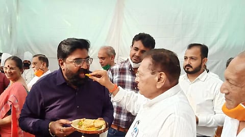 आगामी BMC निवडणूकीमध्ये शिवसेनेची गुजराती मतदारांना साद; 30 जणांना उमेदवार उतरवण्याची शक्यता