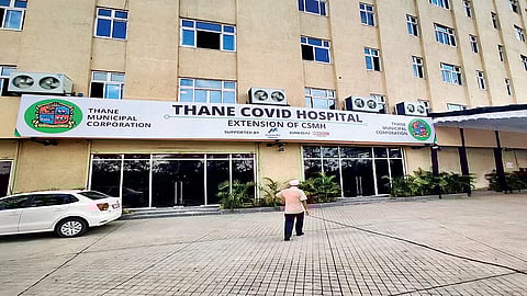 ठाण्यातील कोव्हिड रुग्णालयात अर्धशिक्षित डॉक्टरांमुळे अनेक रुग्णांचा जीव गेल्याची भीती