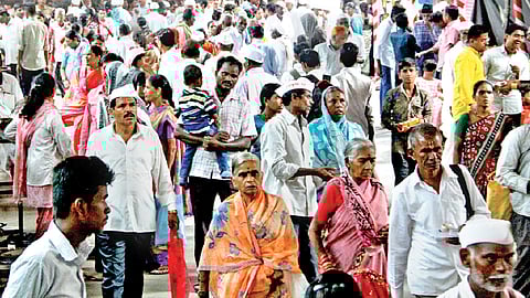 विठ्ठलनामाने दुमदुमली पुण्यनगरी