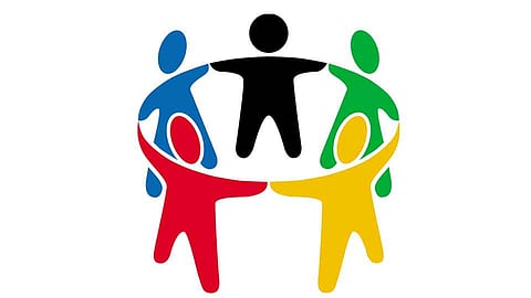 काखेत कळसा आणि गावाला वळसा..