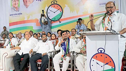 Loksabha 2019 : घटनेशी द्रोह करणाऱ्या मोदींना खाली खेचा