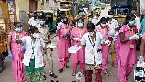 जबाबदारीच्या ओझ्याने कर्मचारी मेटाकुटीला; आरोग्य कर्मचारी, आशा सेविका त्रस्त