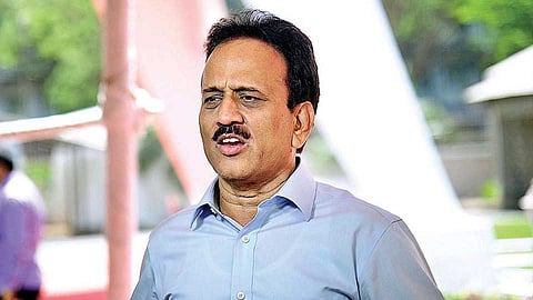 BJP-Minister-Girish-Mahajan