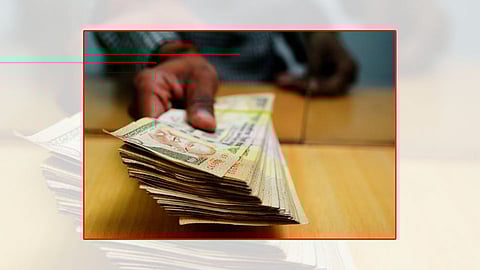 बॅंकांच्या ठेवीवरील व्याजादरात कपात