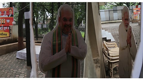 Vidhan Sabha 2019 : पक्ष कार्यालयात शुकशुकाट, लक्ष मतदारसंघात