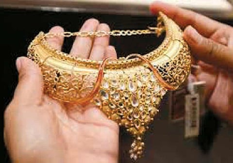 पाच हजार कोटींची उलाढाल