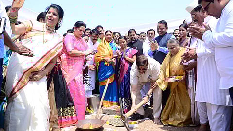 We will Solve the problems of the workers in the city says girish bapat