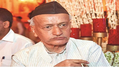 रझा अकादमीचं राज्यपालांना पत्र, नमाजासाठी राजभवनाची मशीद उघडा