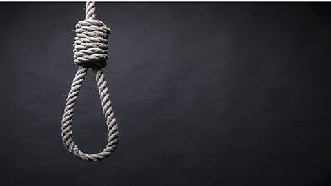 Nirbhaya Case : फाशीपूर्वी तिहारमध्ये झालं असं काही...