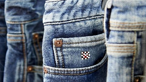 संग्रहित