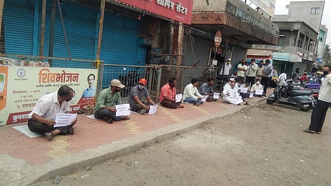 Traders' agitation in Kupwara to protest mini lockdown