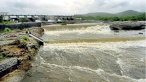 Khadakwasala-Dam