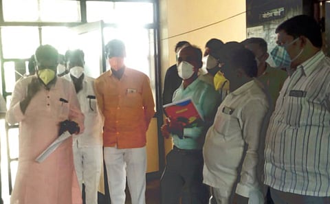 MP Sadashiv Lokhande visits Covid Center at Newasa Phata