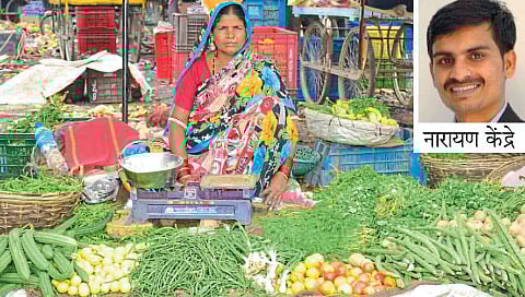 अहमदपूर - भाजीमंडईत भाजीपाला विक्रीचा व्यवसाय करणाऱ्या आशाबाई केंद्रे.