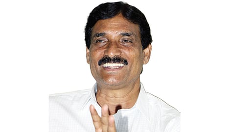 प्रत्येक गावाला रोल मॉडेल बनण्याची संधी - पोपटराव पवार