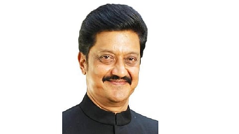 Pune Former MP Anil Shirole tests corona positive
