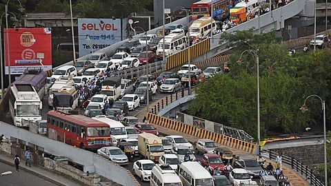 The road network under the wings around the ringroad