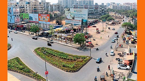 कोकणे चौक, पिंपळेसौदागर - प्रस्तावित रींगरोड (एचसीएमटीआर) चा काळेवाडी फाटाकडे जाणारा मार्ग.