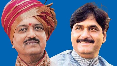 vilasrao deshmukh and gopinath munde statue