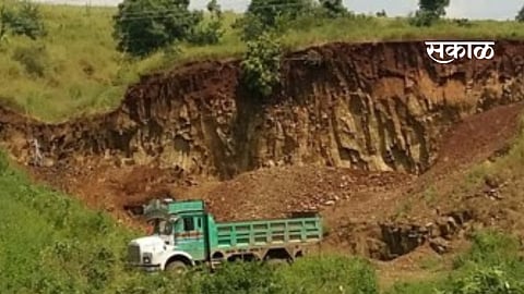 illegal digging is going on in Melghat Amravati district