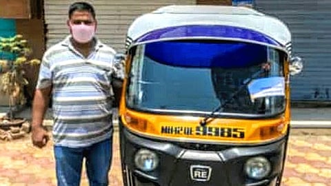 लॉकडाऊनच्या काळात 'त्यांनी' केली अशी मदत तेही विनामोबदला!