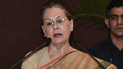 Sonia_gandhi_directly_quest.jpg