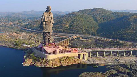 Statue-of-Unity