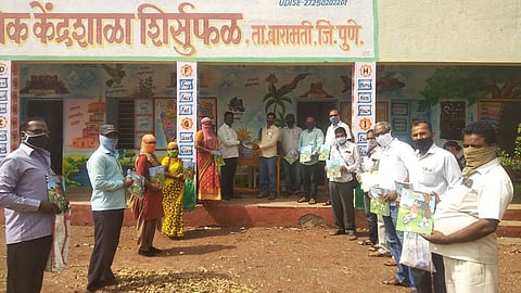 शाळा कधी भरणार हे अनिश्चित; पण पुस्तके पोहचली शाळेत