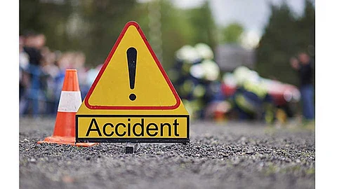 The death of a woman due to lost control on car hit to ToyShop In Pune.jpg