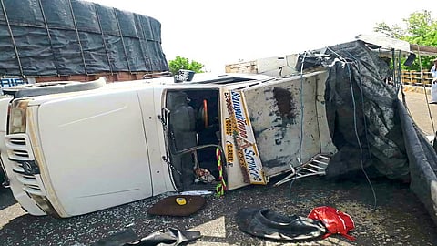 19 Workers Injured in Accident