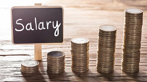 शिक्षक-शिक्षकेतर कर्मचाऱ्यांचे पूर्ण वेतन द्या