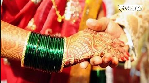Within two days after the wedding the bride fled Nashik crime news.jpg