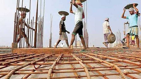 Akola News: Construction workers will get the benefit of the scheme from today