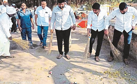 Twenty-one year old Sarpanch and twenty-two year old Deputy Sarpanch in Chapadgaon