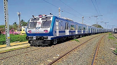 अकोटवरून रोज धावणार रेल्वे!