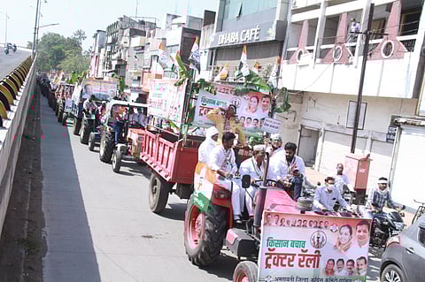 Congress tractor march in Amravati