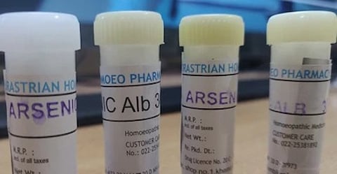 How does the Arsenicum album work?