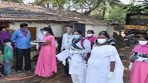 aasha workers working in kokan village under the policy of maze kutumb mazi jababdari in ratnagiri