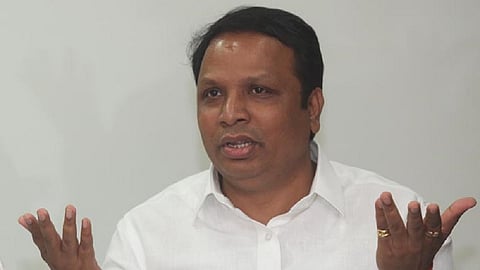 भाजपातील डझनभर आमदार फुटीवर आशिष शेलार यांचं मोठं वक्तव्य