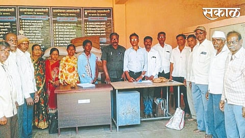 पन्नास वर्षांत प्रथमच महिलेस मिळाला सरपंचपदाचा मान