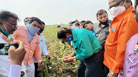 झोपलेल्या सरकारला जाब विचारणार; आठवलेंचा ठाकरे सरकारवर घणाघात
