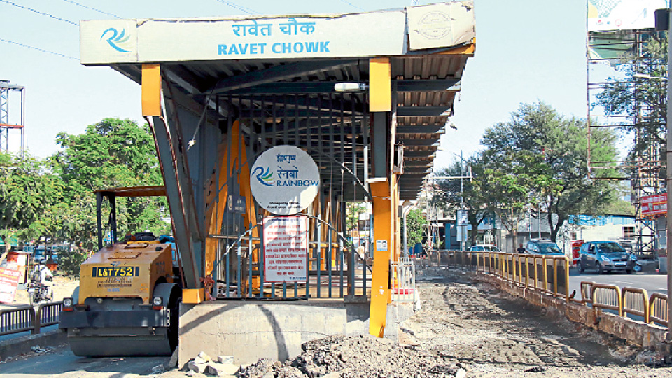 बीआरटी बस थांब्यांचे मजबुतीकरण