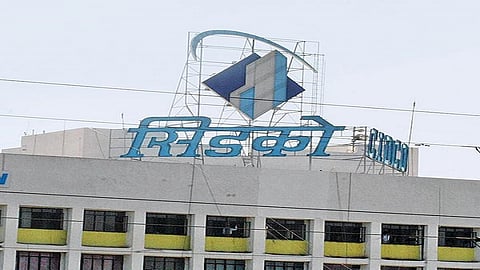 नियम धाब्यावर; मर्जीतील अधिकाऱ्यांना 'क्रिम पोस्टिंग'