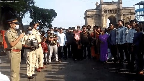 मोठी बातमी - सुट्टीवर गेलेल्या सर्व पोलिसांना कामावर हजर राहण्याचे आदेश