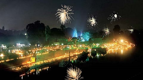 Mumbai Indians in IPL cricket tournament victory of Kolhapur Firework